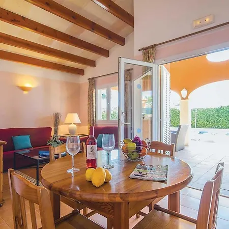 Clavel Villa Cala'N Bosch (Menorca)